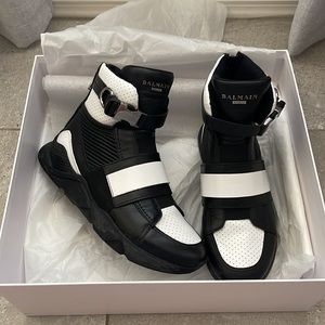 Men’s Balmain high top shoes 9 US / 42 EU